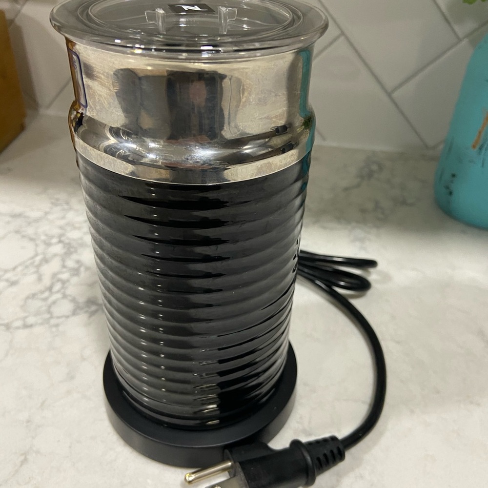 Nespresso aeroccino milk frother